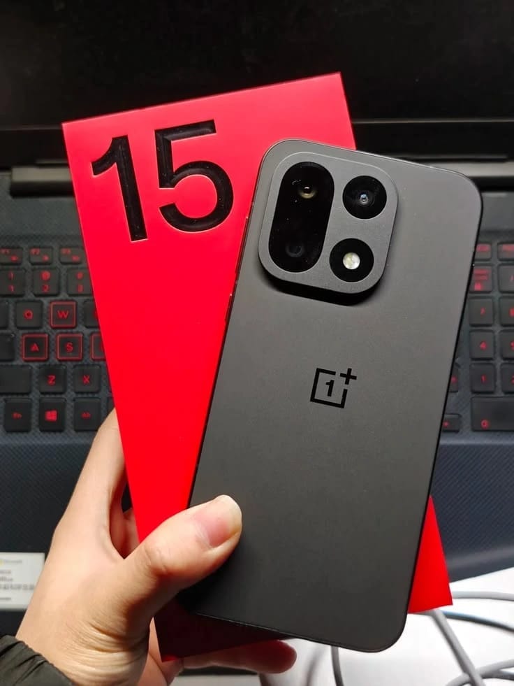 OnePlus 15